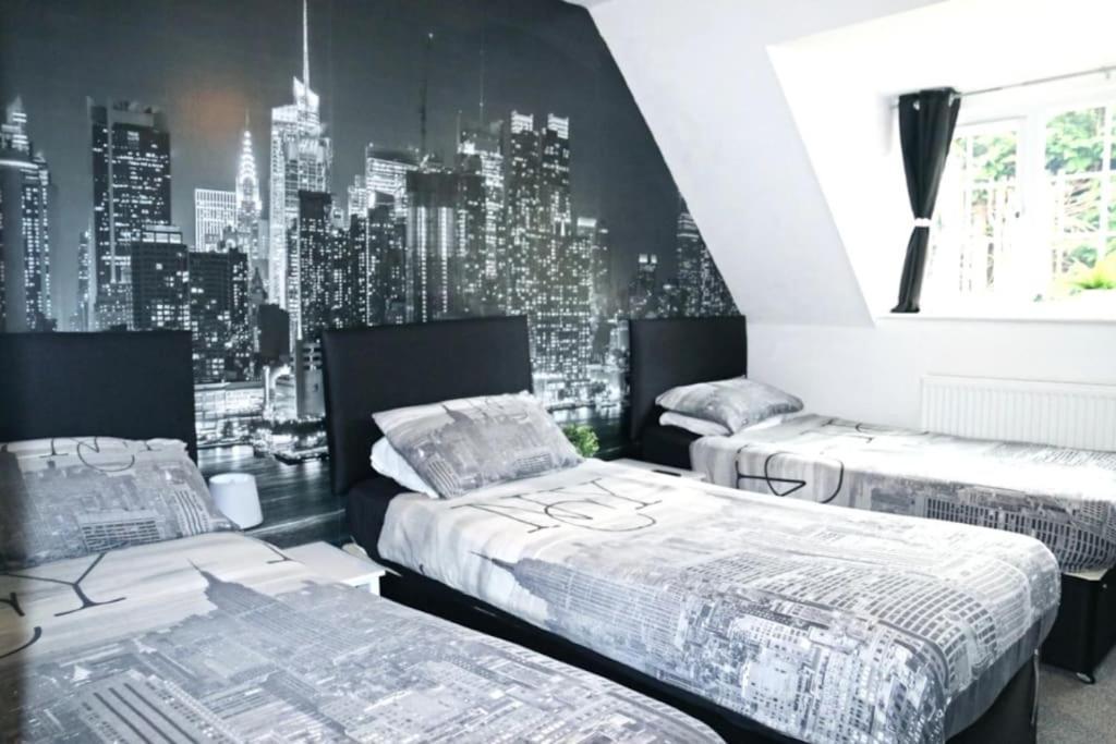 Hen & Stag Retreat Weekend Stay Sleeps 10 To 30 Тетфорд Екстер'єр фото
